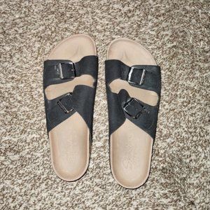 Woman's sketchers sandals